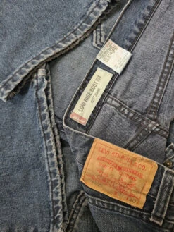 Levis Low Rise Boot Fit 527 Jeans Dunkelblau W31 L30 -Klassisch Geschaft 20210809 133932 1200x1200