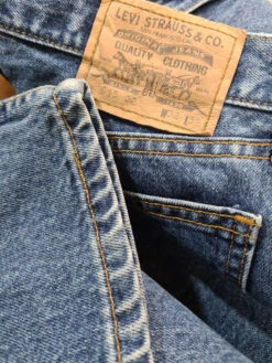 Vintage Levis Jeans 615 02 Blau W32 L32 -Klassisch Geschaft 20211222 212057 1200x1200