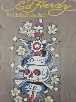 Modernes Ed Hardy Shirt By Christian Audigier " Do Or Die" Braun L 7 Modernes Ed Hardy Shirt By Christian Audigier " Do Or Die" Braun L -Klassisch Geschaft 20220401 095535 1200x1200