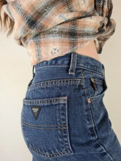 Vintage Guess Jeans Made In USA 25052 RG W29 -Klassisch Geschaft 20220417 164741 1200x1200