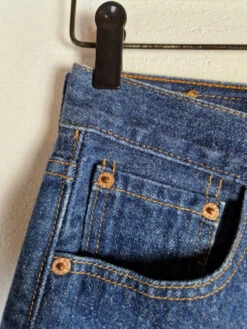 Vintage Levis Jeans 501 Made In USA Gekürzt W30 L32 -Klassisch Geschaft 20221110 172640 1200x1200